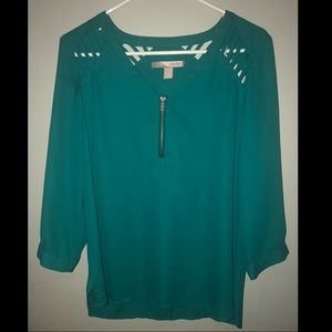 Contemporary green blouse. Wasn’t used!